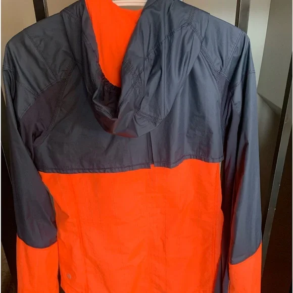 Lululemon jacket - Picture 2 of 2